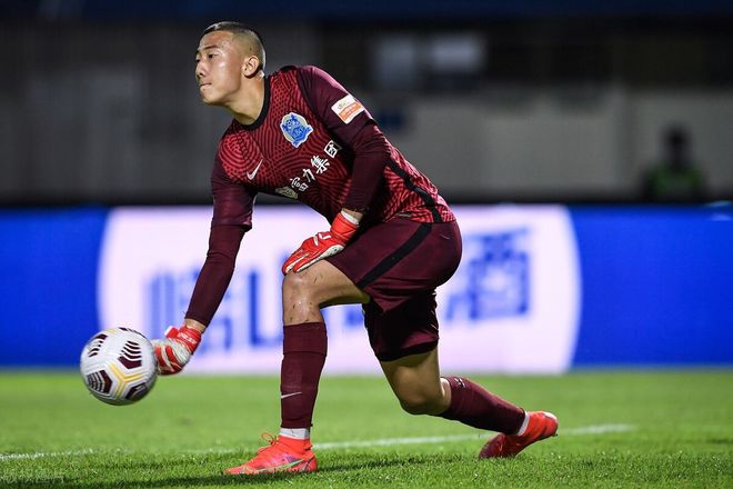 爱游戏体育客户端-广州队迎葡超关键赛，今夜内部沟通，质疑声仍在，高层口径保持一致(中超八冠王广州队解散)