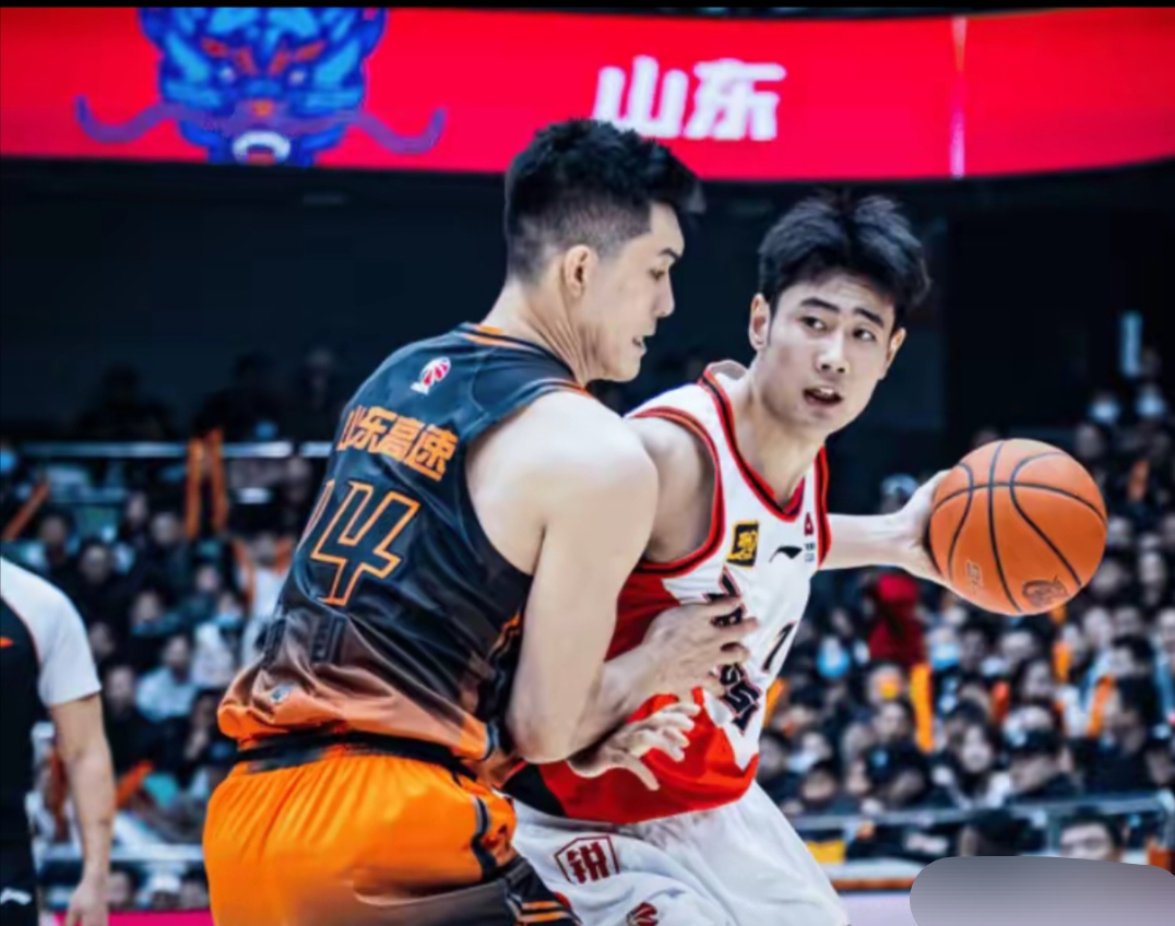 爱游戏智能平台-关于山东男篮迎NBA常规赛关键赛,今晨内部沟通,赛场秩序良好,年轻球员得到机会的信息